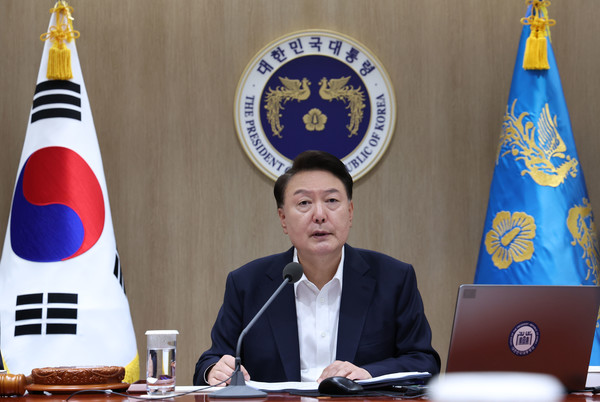 ▲ 윤석열 대통령이 2일 서울 용산 대통령실 청사에서 열린 국무회의에서 발언하고 있다. ⓒ연합뉴스 