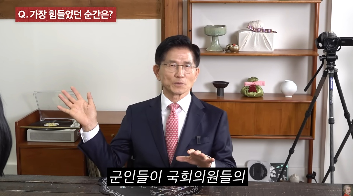 ▲ 유튜브 '공부왕찐천재 홍진경' 채널에 출연한 김문수 국민의힘 대선 후보 © 유튜브 갈무리